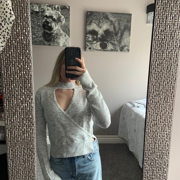 Seven Sisters Knit Sweater - Picture 8 of 9